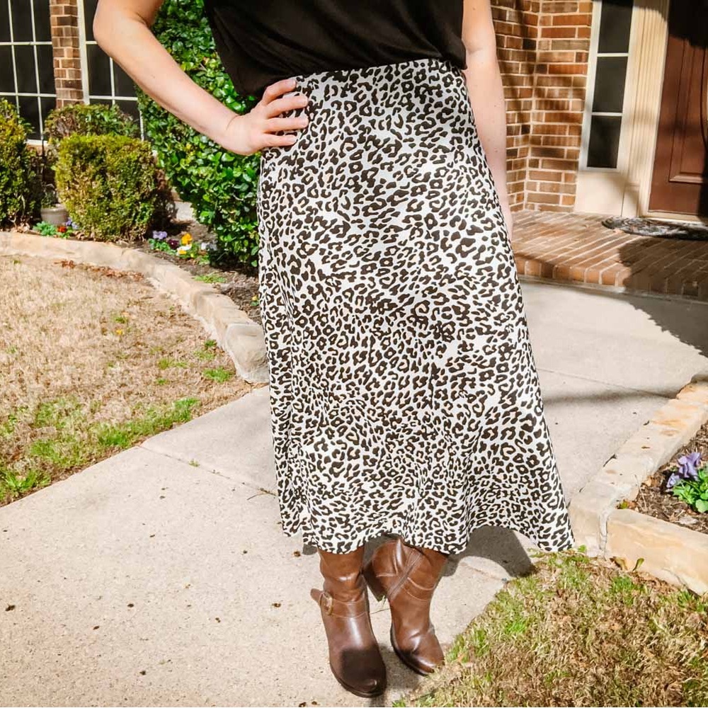 Ann Taylor LOFT leopard cheetah print midi skirt